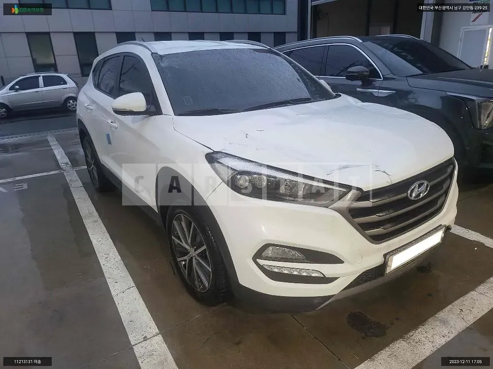Photo 2 of 14: 2015 Hyundai Tucson, VIN KMHJ381ABGU128217 — Korean insurance auction