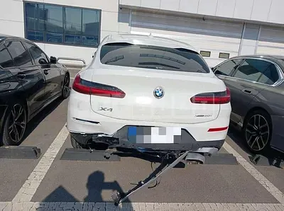 Photo 1 of 28: 2025 BMW X4 xDrive20i — Korean insurance auction