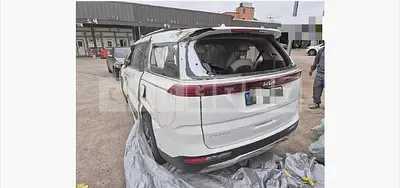 Photo 1 of 6: 2022 Kia Carnivals — Korean insurance auction