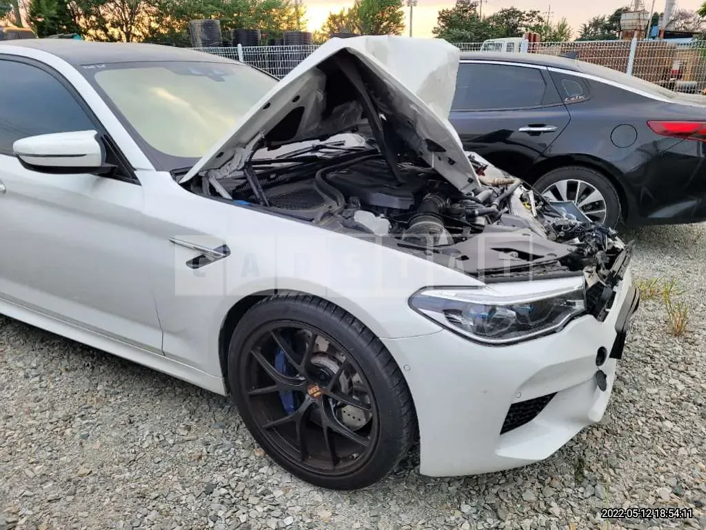 Photo 2 of 14: 2020 BMW M5 — Korean insurance auction