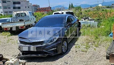 Photo 1 of 5: 2018 Kia K5 2.0 — Korean insurance auction