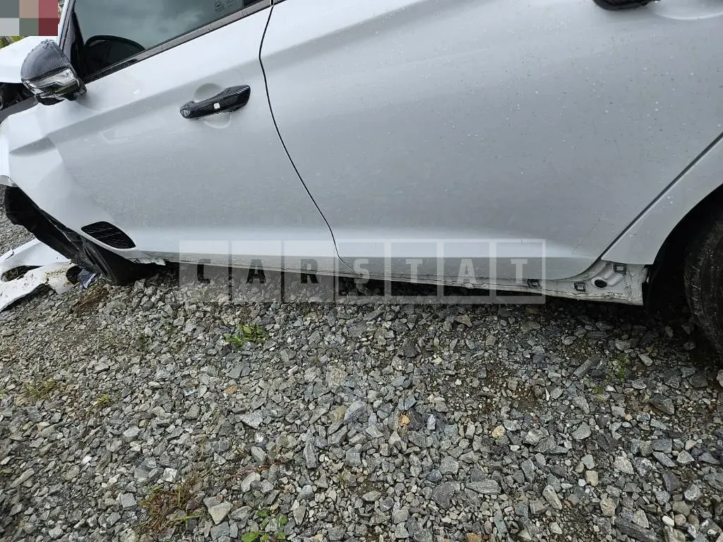 Photo 2 of 9: 2022 Genesis G70 2.00T 4WD — Korean insurance auction