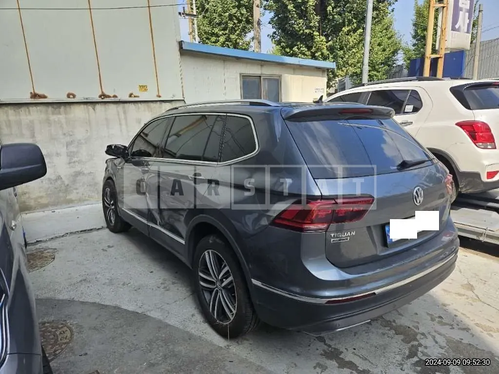 Photo 2 of 50: 2020 Volkswagen Tiguan Allspace 2.0 TDI — Korean insurance auction