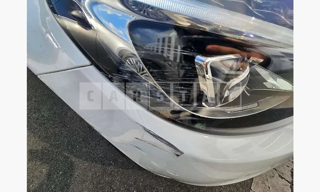 Photo 2 of 2: 2015 Mercedes-Benz (parts) Headlamp — Korean insurance auction