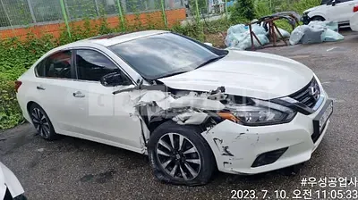 Photo 1 of 10: 2018 Nissan Altima 2.5, VIN 1N4AL3AP6JC163542 — Korean insurance auction