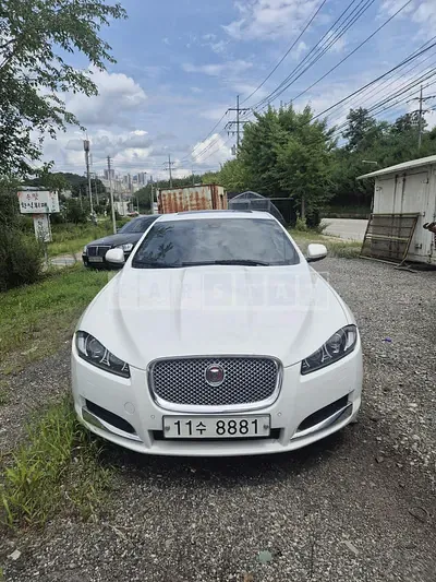 2015 Jaguar XF 3.0SC