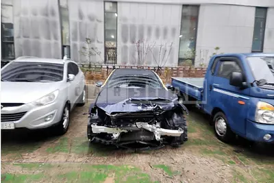 Photo 1 of 12: 2019 Mercedes-Benz E 300, VIN WDDZF4JB6KA649219 — Korean insurance auction