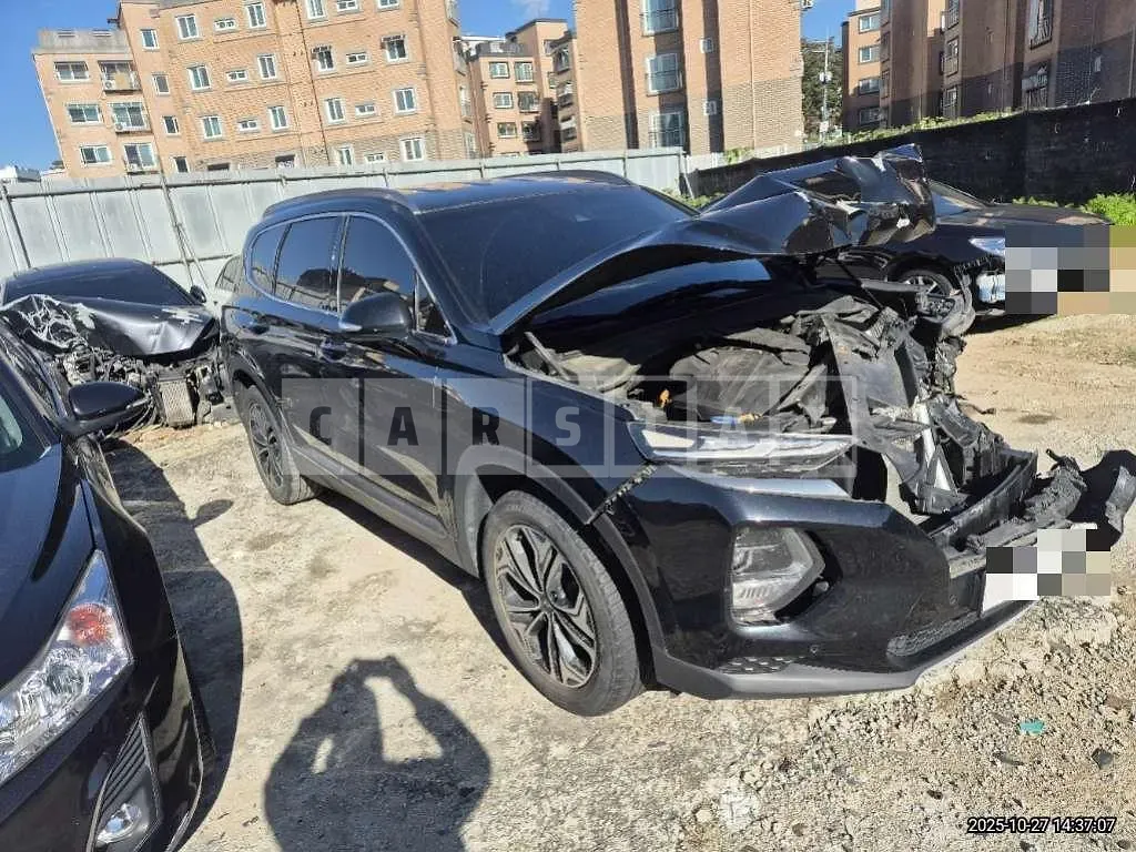 Photo 2 of 14: 2018 Hyundai Santa Fe TM — Korean insurance auction