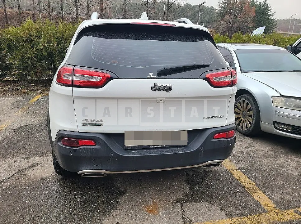 Photo 2 of 7: 2017 Jeep Zip Cherokee 2.2 — Korean insurance auction