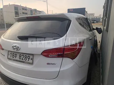 Photo 1 of 5: 2015 Hyundai Santa Fe, VIN KMHSU81UBFU440262 — Korean insurance auction
