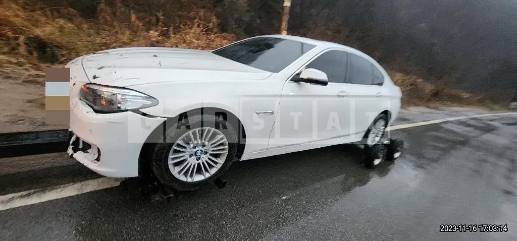Photo 2 of 8: 2015 BMW 520d — Korean insurance auction