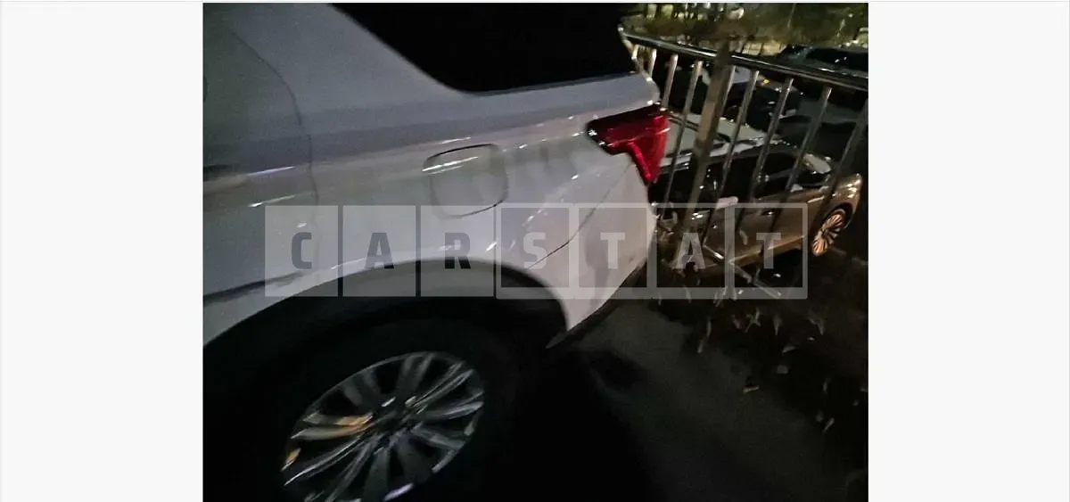 Photo 2 of 46: 2021 Ford Explorer 2.3 — Korean insurance auction