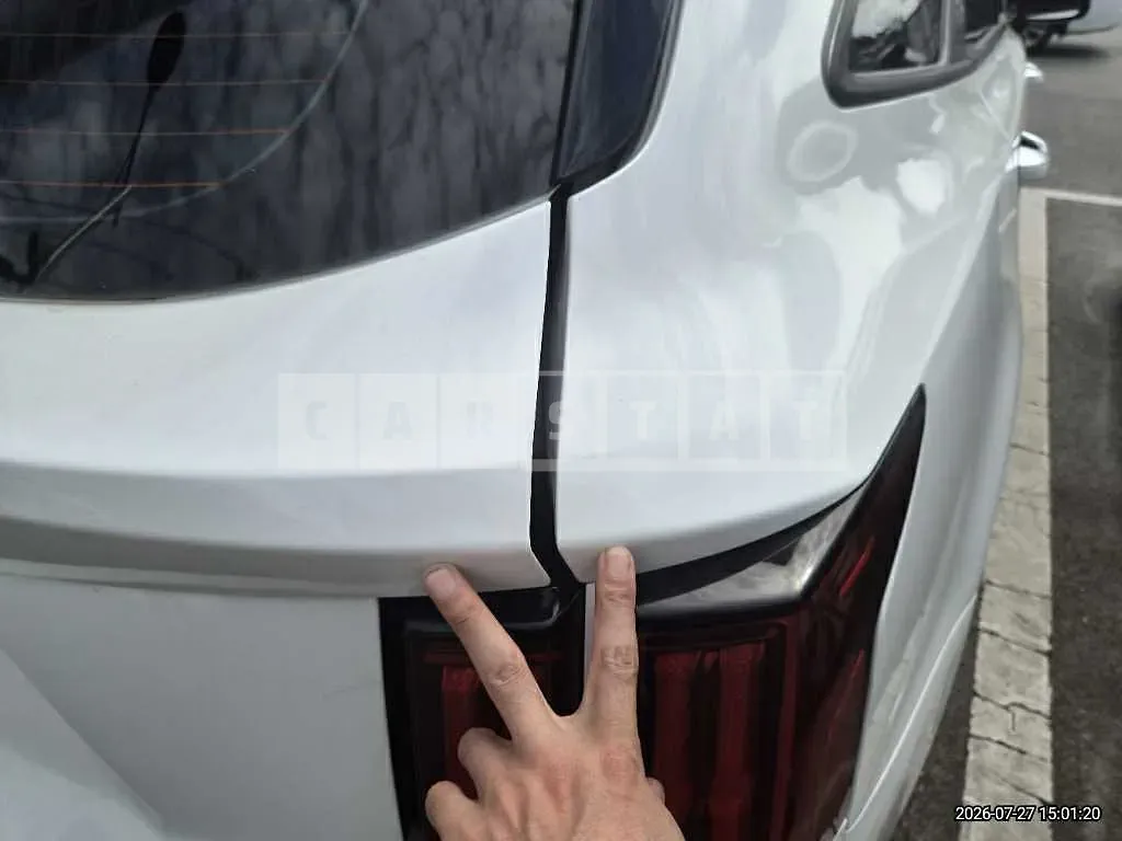 Photo 2 of 15: 2022 Kia Sorento Hybrid — Korean insurance auction