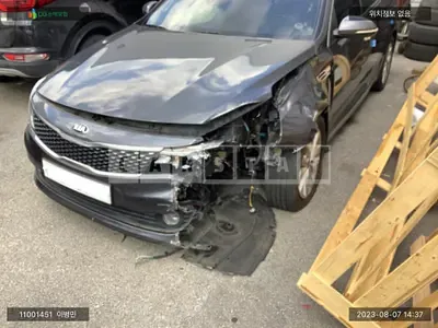 Photo 1 of 14: 2016 Kia K5, VIN KNAGX411BHA129455 — Korean insurance auction
