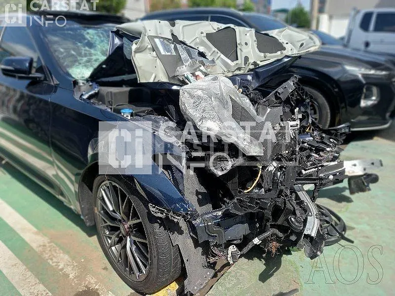 Photo 2 of 45: 2019 Genesis G80, VIN KMHGL41DBKU335719 — Korean insurance auction