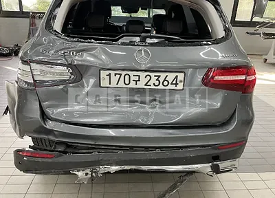 Photo 1 of 50: 2017 Mercedes-Benz GLC220d 4Matic, VIN WDC0G0FB8HF145746 — Korean insurance auction