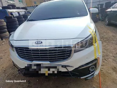 Photo 1 of 20: 2016 Kia Carnivals — Korean insurance auction