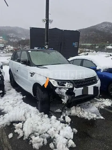 Photo 2 of 9: 2016 Land Rover Range Rover Sport 3.0d — Korean insurance auction