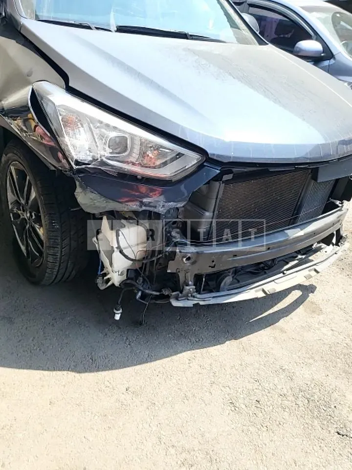 Photo 2 of 18: 2015 Hyundai Santa Fe — Korean insurance auction