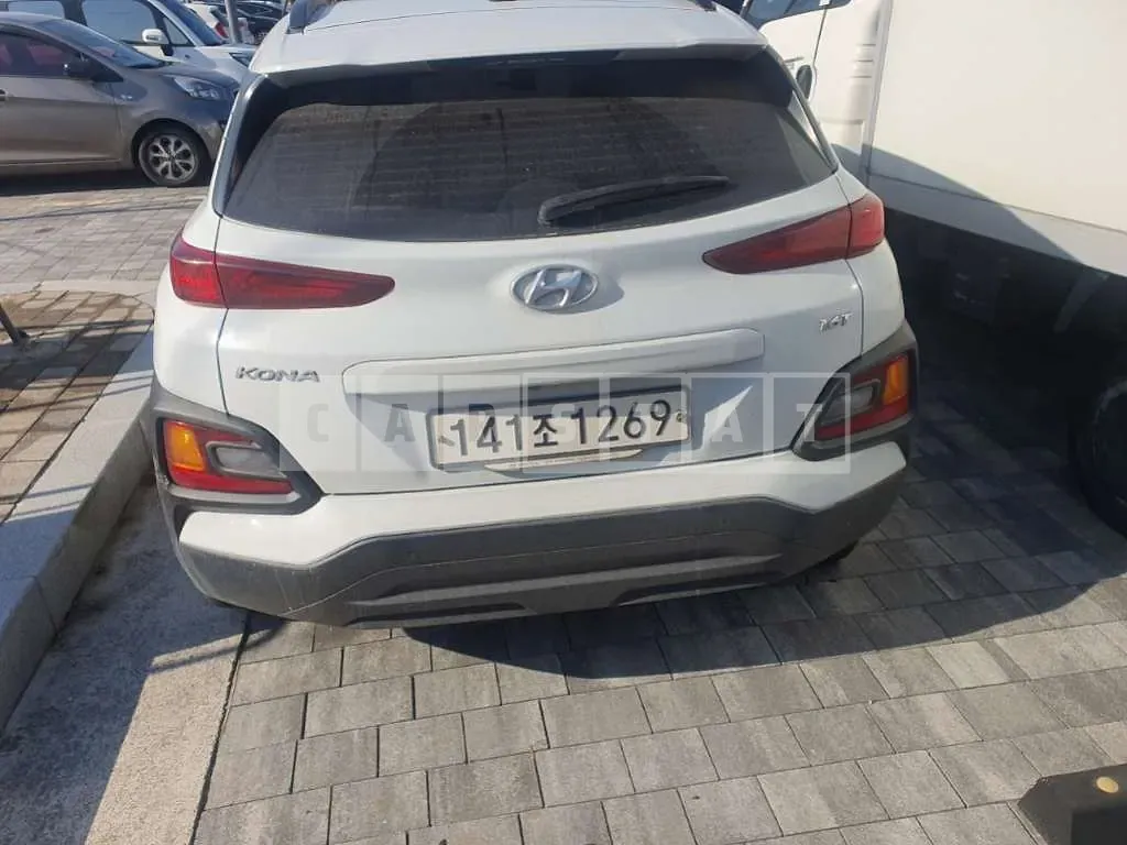 Photo 2 of 7: 2018 Hyundai Kona, VIN KMHK4815GJU121552 — Korean insurance auction