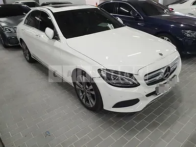 Photo 1 of 7: 2018 Mercedes-Benz C220 d, VIN WDDWF0EB0JR375523 — Korean insurance auction