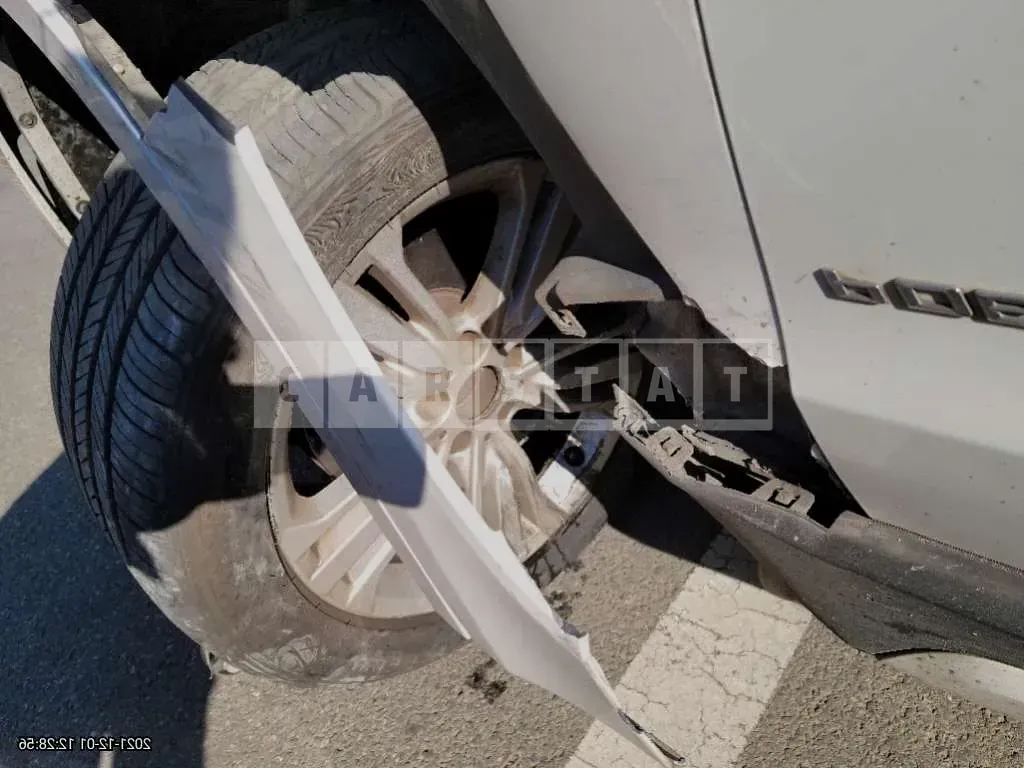 Photo 2 of 9: 2015 BMW X5 xDrive 30d, VIN WBAKS4107F0H59133 — Korean insurance auction
