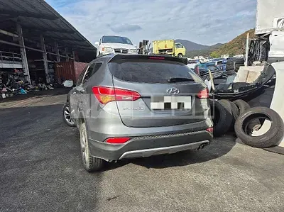 Photo 1 of 10: 2014 Hyundai Santa Fe DM — Korean insurance auction