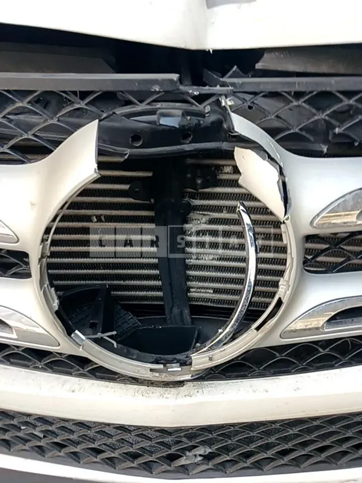 Photo 2 of 44: 2018 Mercedes-Benz GLE350d 4Matic, VIN WDCDA2EB9JB094139 — Korean insurance auction