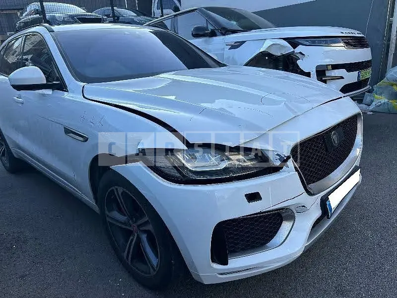 Photo 2 of 48: 2019 Jaguar F-Pace 30d, VIN SADCA2BK6KA395789 — Korean insurance auction