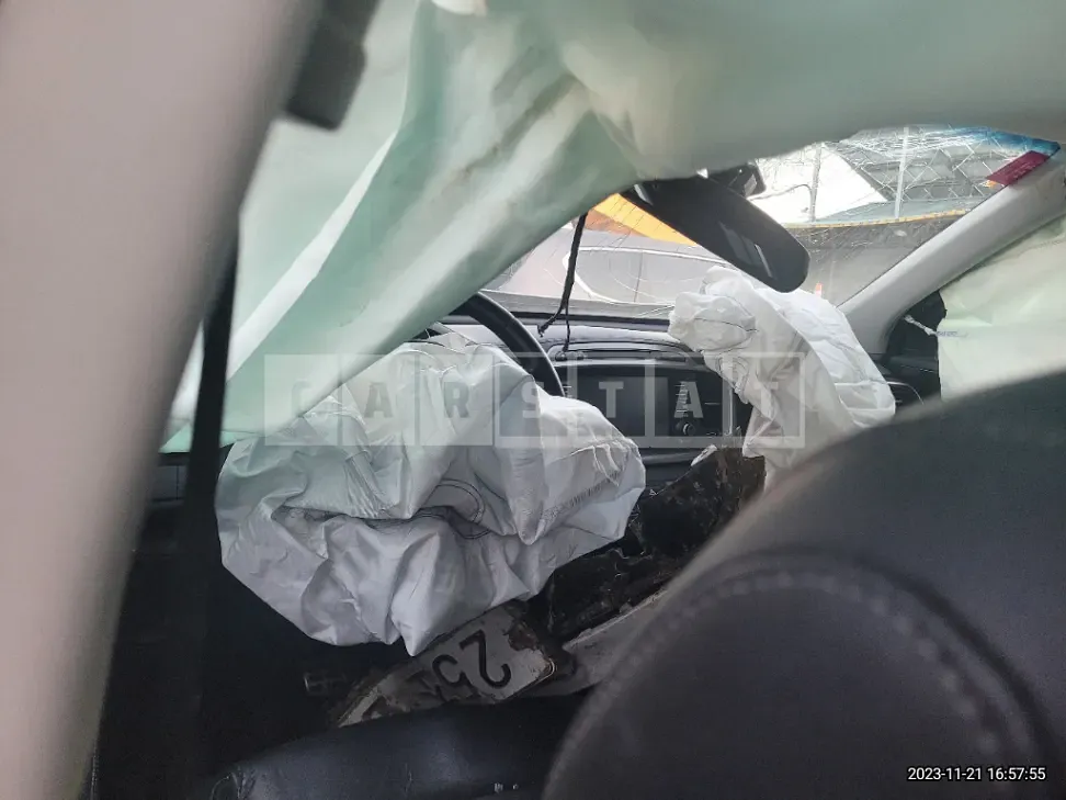 Photo 2 of 6: 2017 Kia Sorento 2.0 (4WD), VIN KNAPS81ADHA329887 — Korean insurance auction