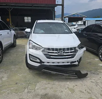 Photo 1 of 12: 2015 Hyundai Santa Fe — Korean insurance auction