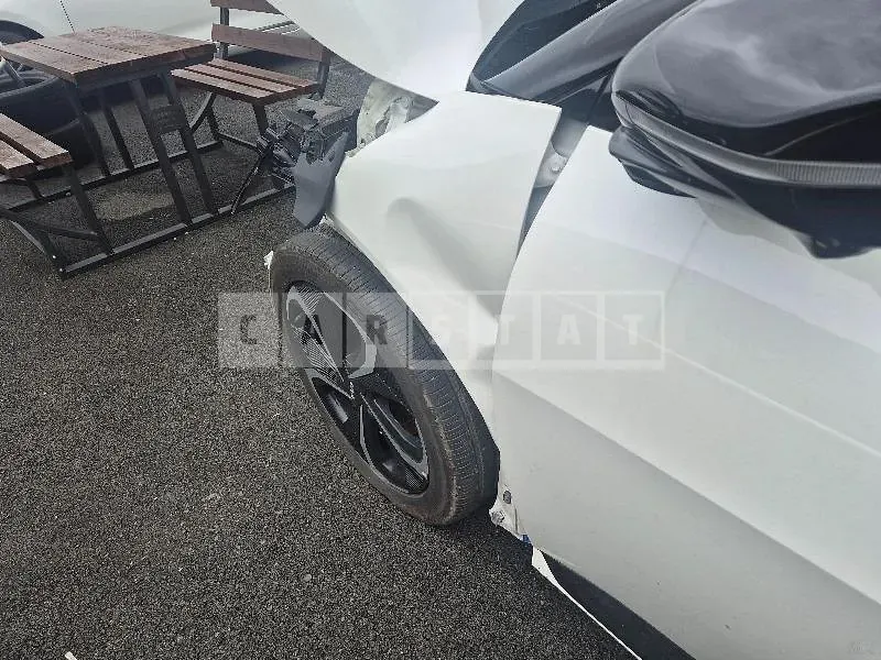 Photo 2 of 21: 2022 Kia EV6 — Korean insurance auction