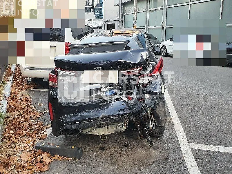 Photo 2 of 54: 2019 Kia K5, VIN KNAGT41EBKA036882 — Korean insurance auction