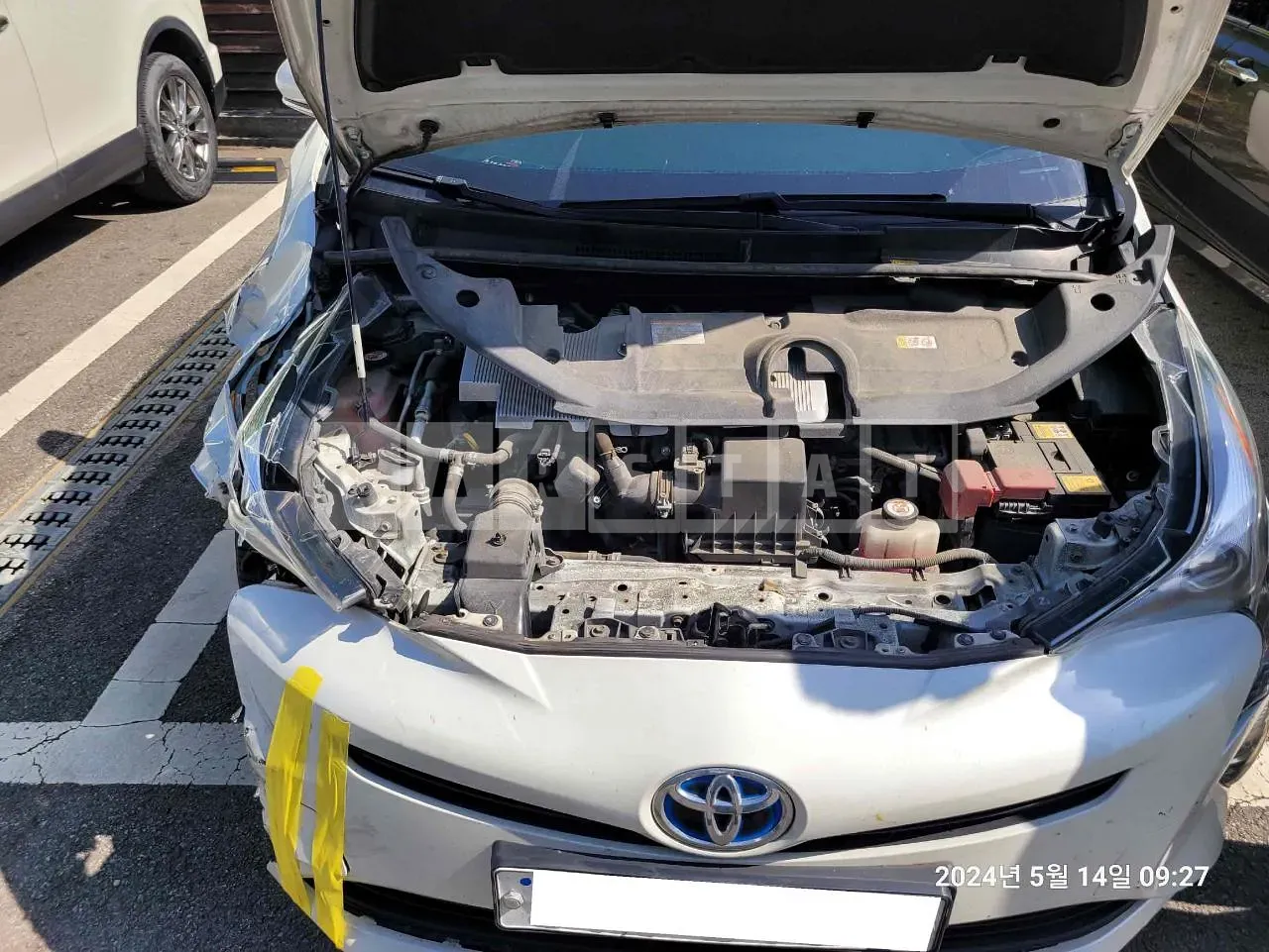 Photo 2 of 20: 2017 Toyota Prius, VIN JTDKBRFU3H3562860 — Korean insurance auction