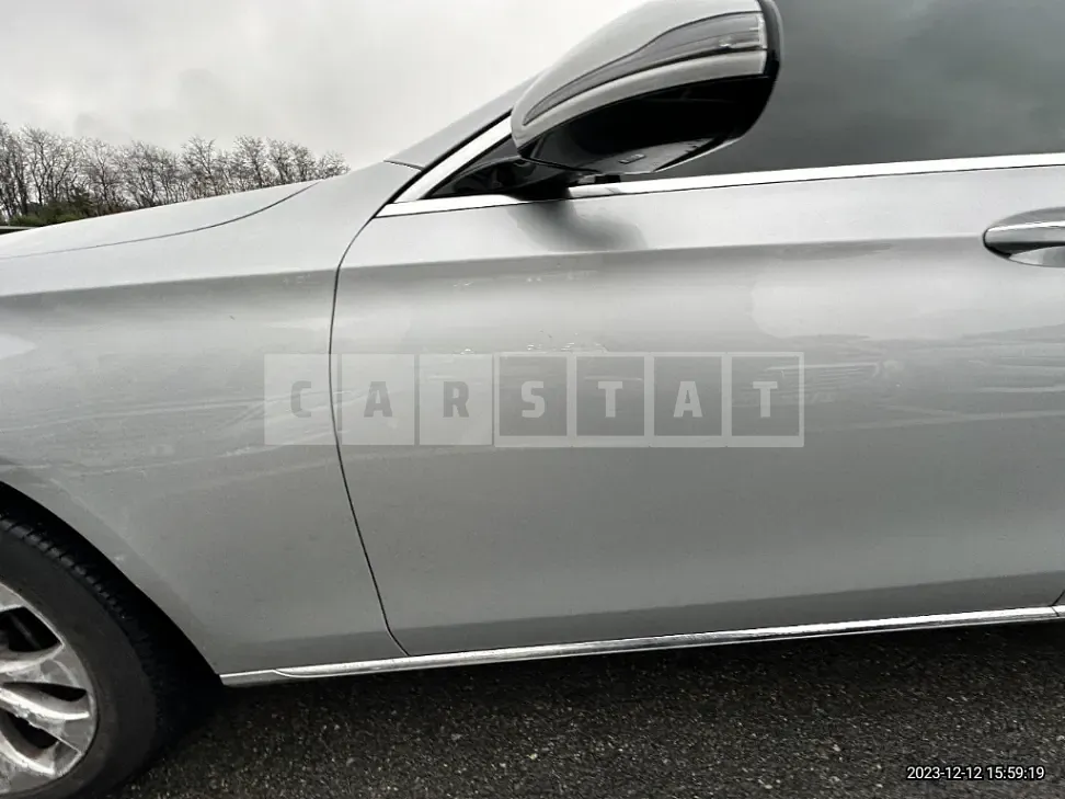 Photo 2 of 34: 2017 Mercedes-Benz E220 d 4Matic, VIN WDDZF0FB5HA254684 — Korean insurance auction