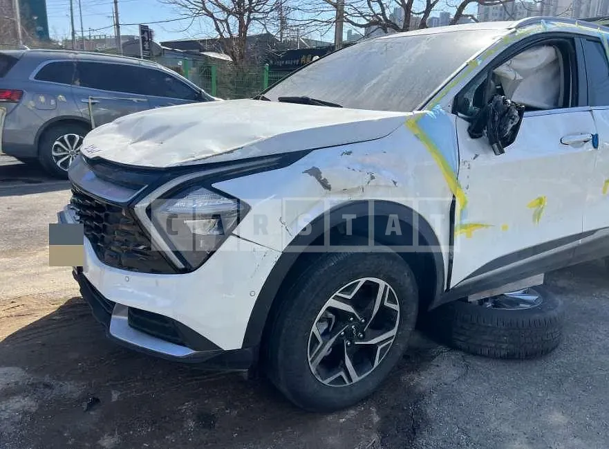 Photo 2 of 9: 2021 Kia Sportage — Korean insurance auction