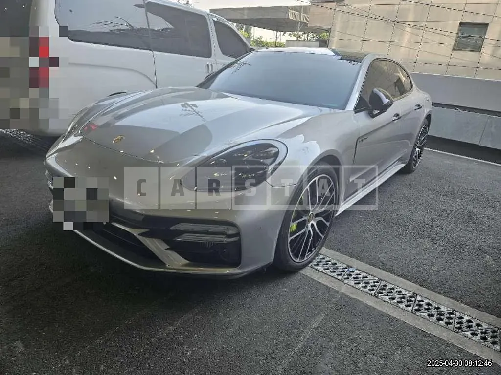 Photo 2 of 37: 2022 Porsche Panamera 4 e-Hybrid — Korean insurance auction