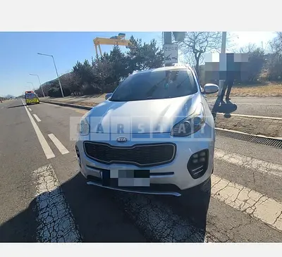 Photo 1 of 13: 2016 Kia Sportage — Korean insurance auction