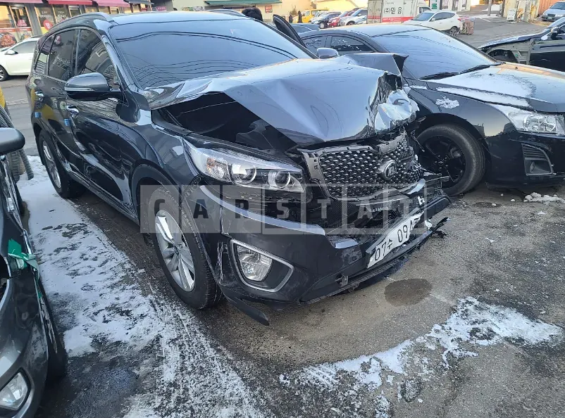 Photo 2 of 21: 2016 Kia Sorento, VIN KNAPS81ABGA165916 — Korean insurance auction