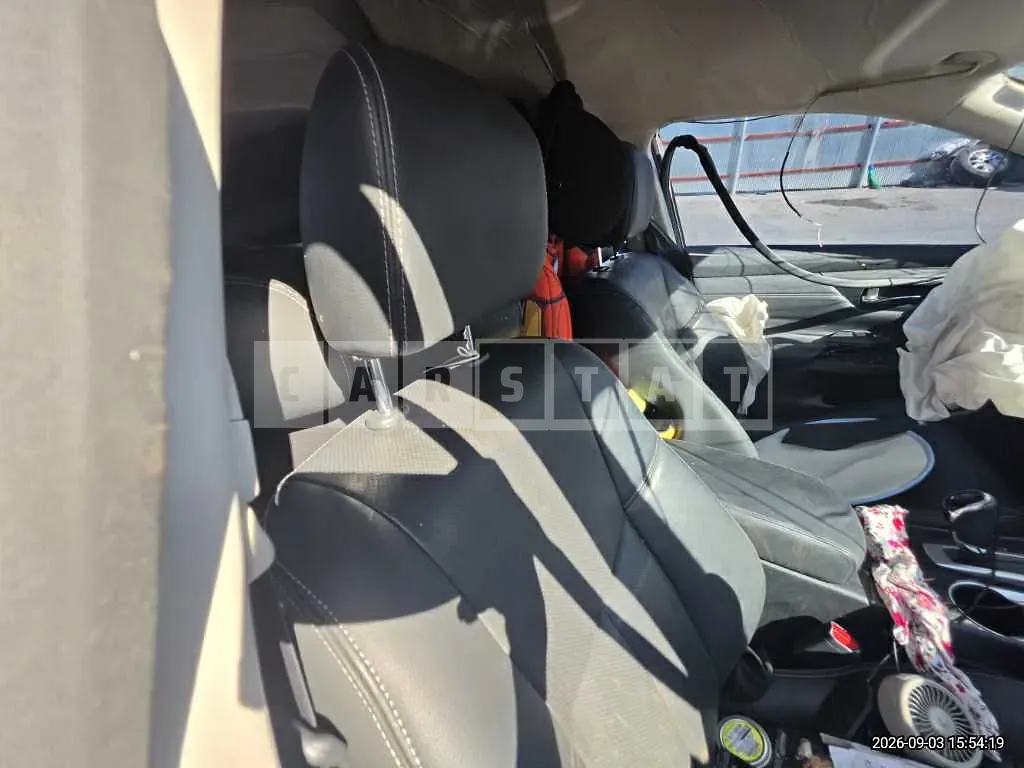 Photo 2 of 15: 2016 Nissan Altima 2.5 — Korean insurance auction