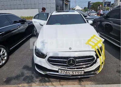 Photo 1 of 30: 2021 Mercedes-Benz E250, VIN W1KZF4FB6MA897336 — Korean insurance auction