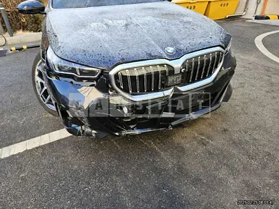 Photo 1 of 42: 2024 BMW 520i — Korean insurance auction