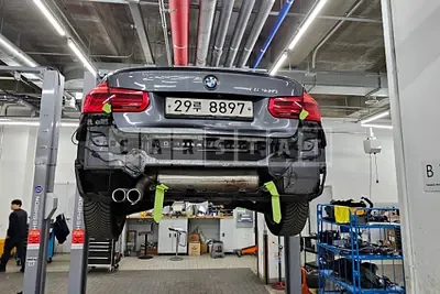 Photo 1 of 5: 2018 BMW 320d, VIN WBA8C5108JA074460 — Korean insurance auction