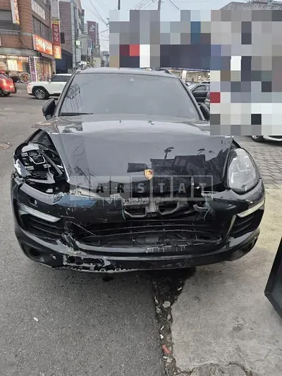 Photo 1 of 5: 2017 Porsche Cayenne Diesel — Korean insurance auction