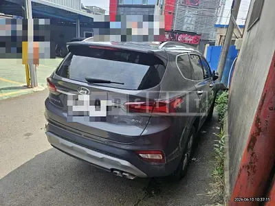 Photo 1 of 31: 2019 Hyundai Santa Fe TM — Korean insurance auction