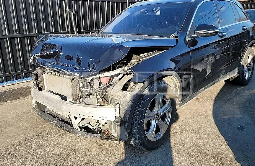Photo 2 of 13: 2018 Mercedes-Benz GLC220d 4Matic, VIN WDC0G0FB0JF447814 — Korean insurance auction