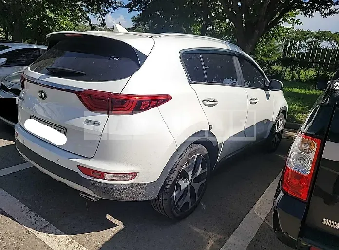 Photo 2 of 8: 2016 Kia Sportage, VIN KNAPN813BGK087436 — Korean insurance auction