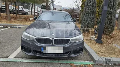 Photo 1 of 25: 2020 BMW 520i M Sport Package — Korean insurance auction