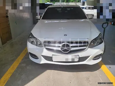 Photo 1 of 12: 2014 Mercedes-Benz E220 CDI — Korean insurance auction