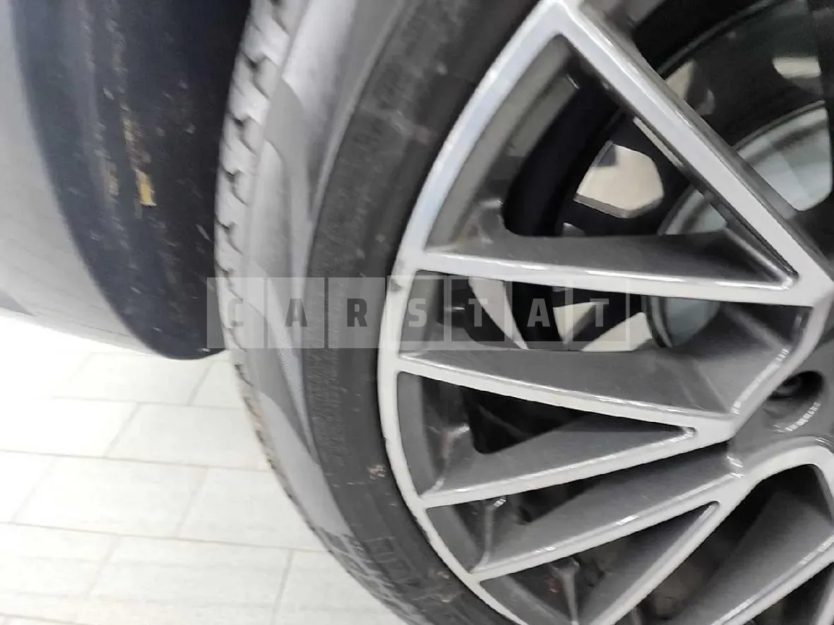 Photo 2 of 5: 2021 Porsche (parts) Cayenne Coupe Wheels — Korean insurance auction